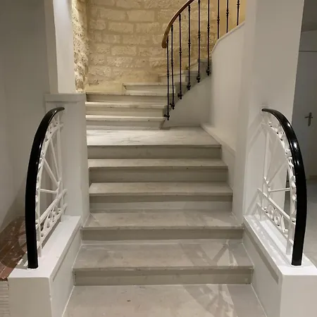Beautiful Close Place De La Comedie In Center Apartment Montpellier
