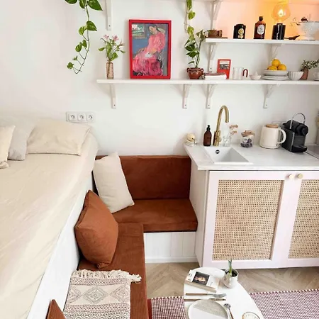 Beautiful Close Place De La Comedie In Center Apartment